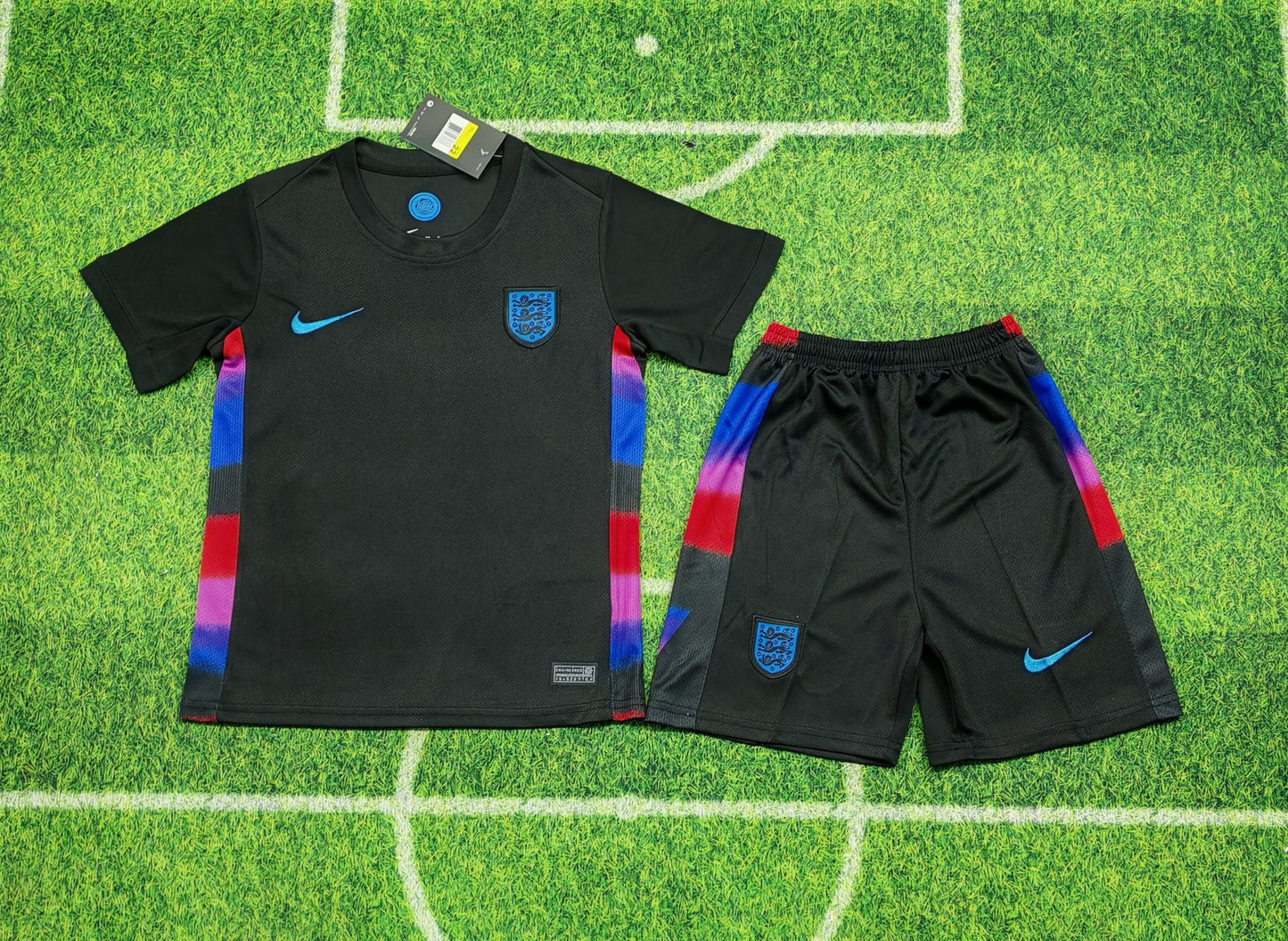 Eng Away 25/26 (Kids)