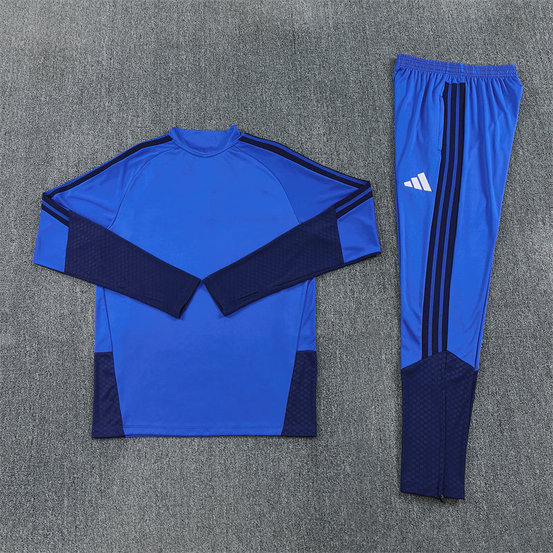 Chelsea tracksuit / training set 26/27