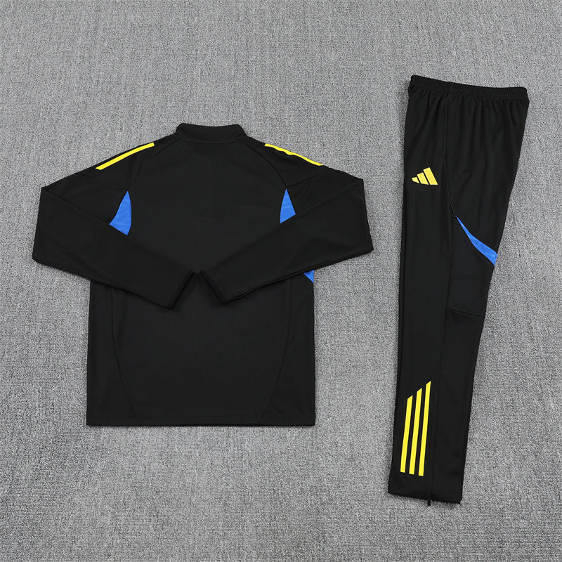 Man Utd tracksuit