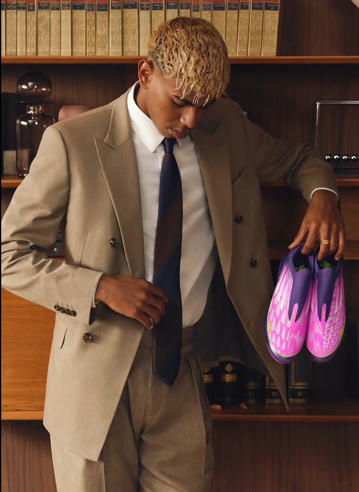 F50 Elite Laceless FG