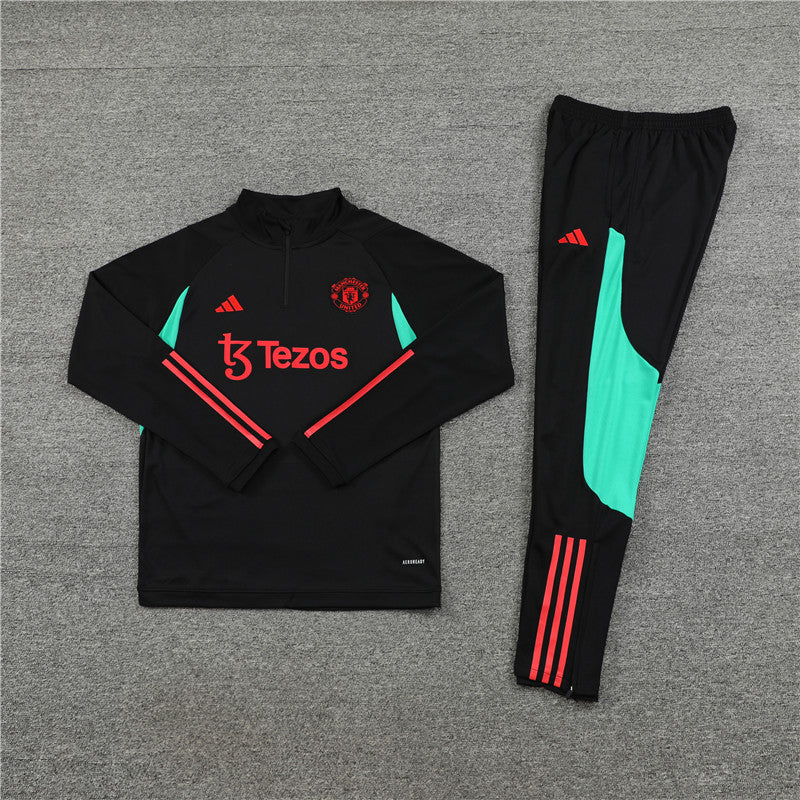 Manchester Utd Tracksuit (black) - Kids