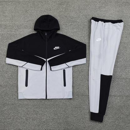 Nike Tech Fleece - Black & Grey