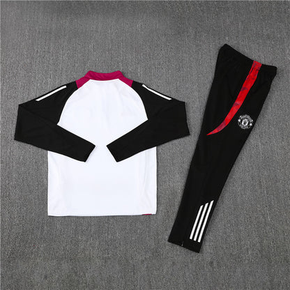 Man Utd tracksuit 25/26