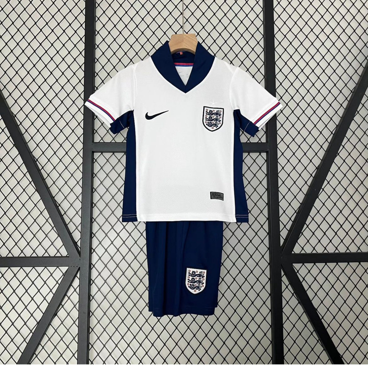 England Home 24/25 Kids Kit