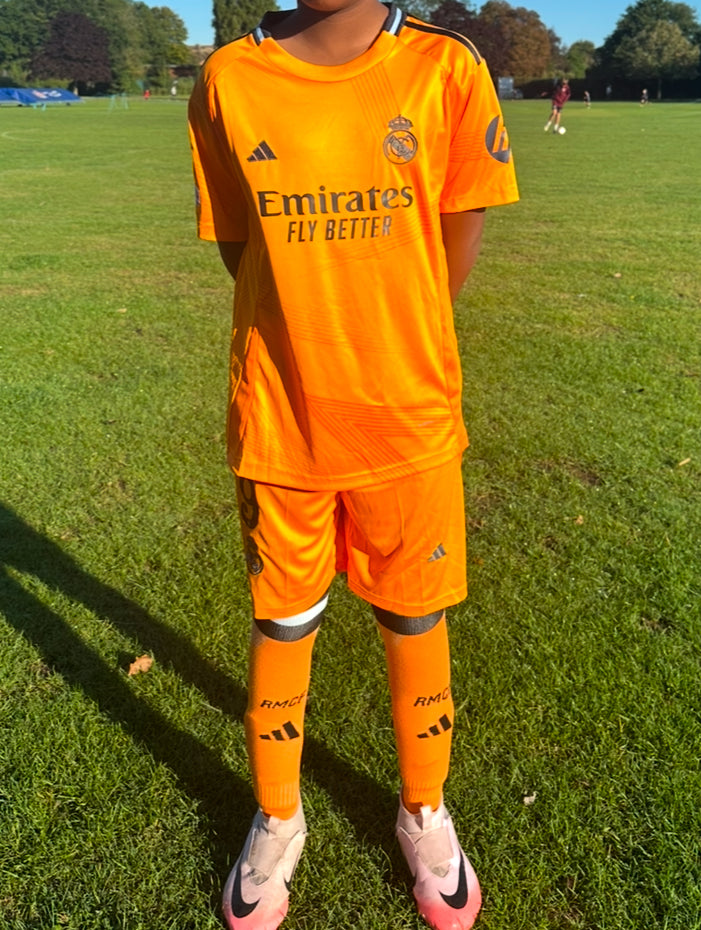 Real Madrid Away 24/25 (Kids)